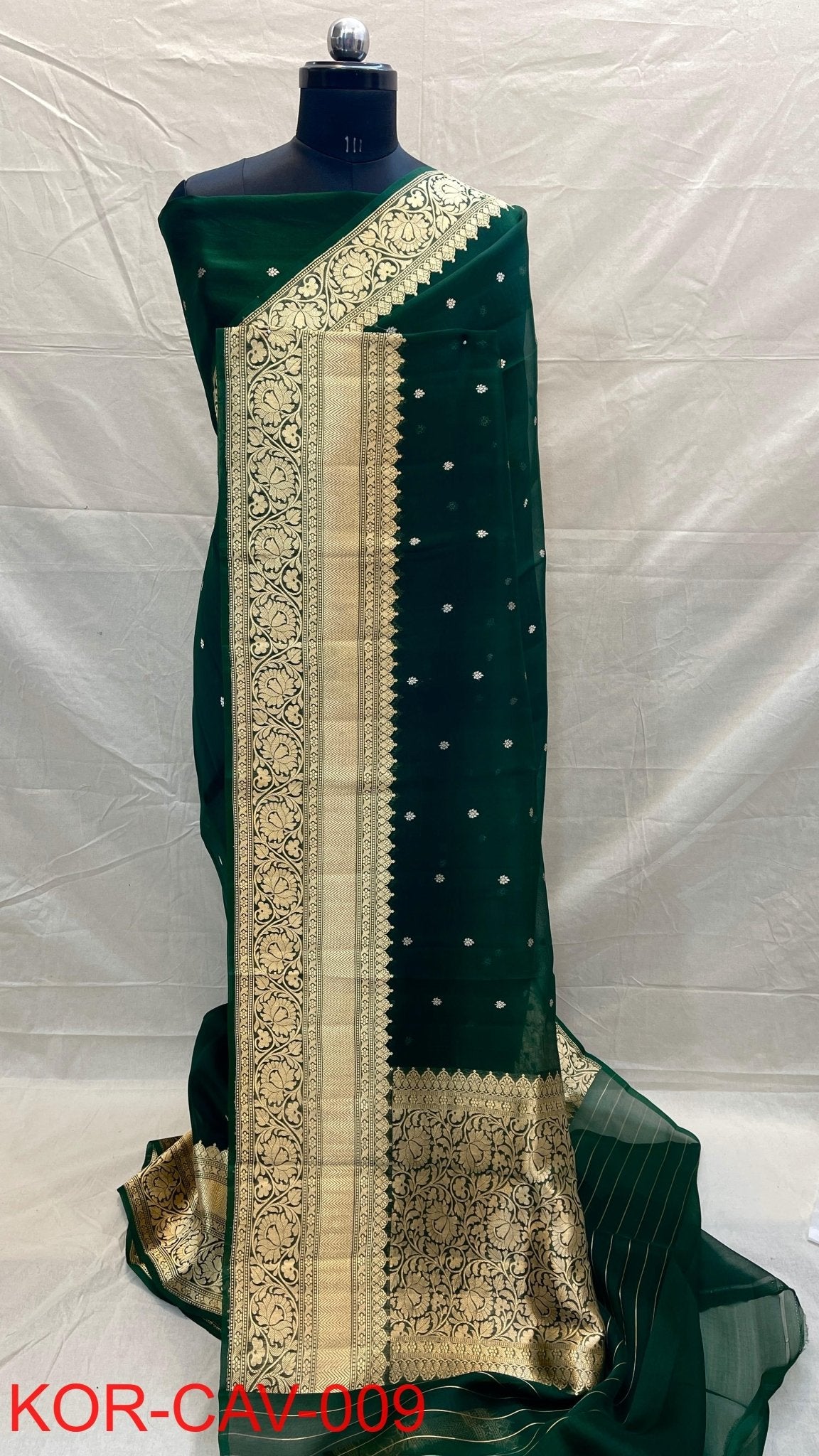 Silkmark certified Pure Banarasi Kora Silk Saree in Kadhuwa butta and 10 inch kanjivaram borders(Dispatch time: 15 - 20 days) - Kalyanam By Swati