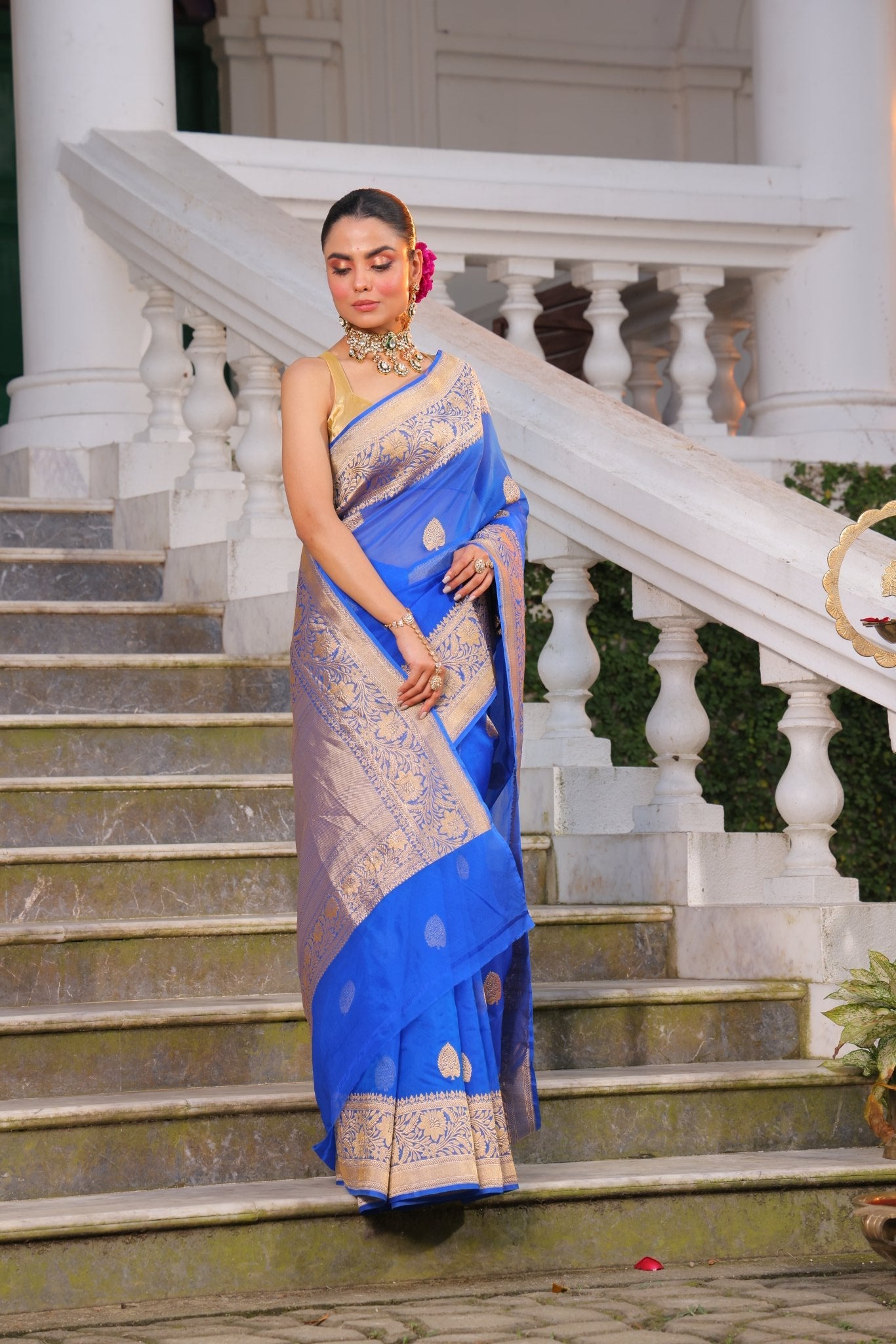 Silkmark certified Pure Banrasi Kora handloom Silk Saree in kadhua butta zari weaving - Kalyanam By Swati